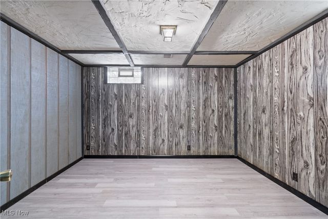 5425 Sheridan Road, Youngstown, OH 44514