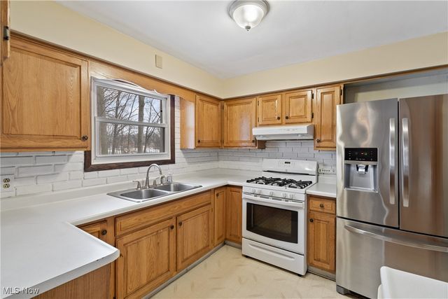 5425 Sheridan Road, Youngstown, OH 44514