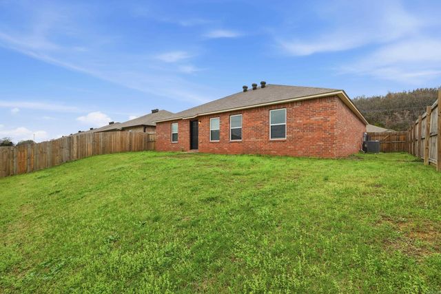 1135 Gallery Drive, Conway, AR 72032
