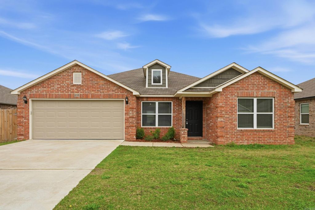 1135 Gallery Drive, Conway, AR 72032