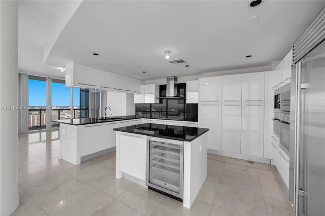 17121 Collins Ave 3901, Sunny Isles Beach, FL 33160