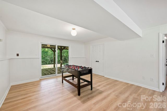 7323 Rollingridge Drive, Charlotte, NC 28211
