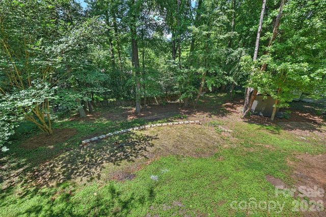 7323 Rollingridge Drive, Charlotte, NC 28211
