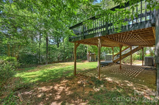 7323 Rollingridge Drive, Charlotte, NC 28211