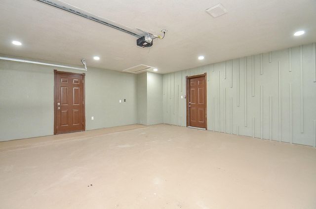 5519 Irish Hill Drive, Houston, TX 77053