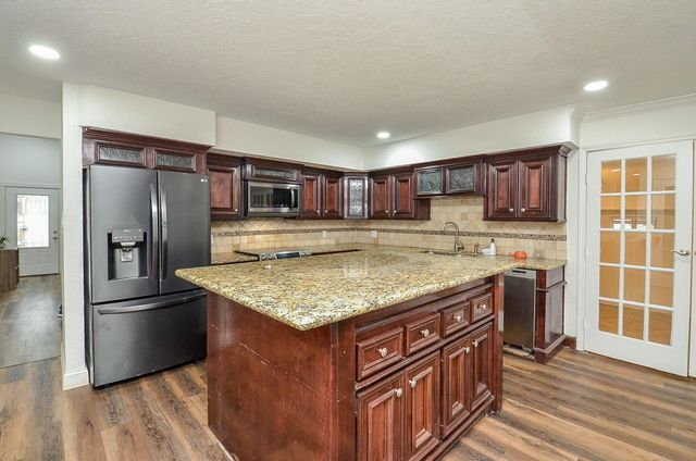 5519 Irish Hill Drive, Houston, TX 77053