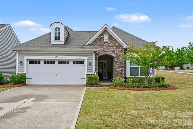 14204 Southbridge Forest Drive, Charlotte, NC 27273