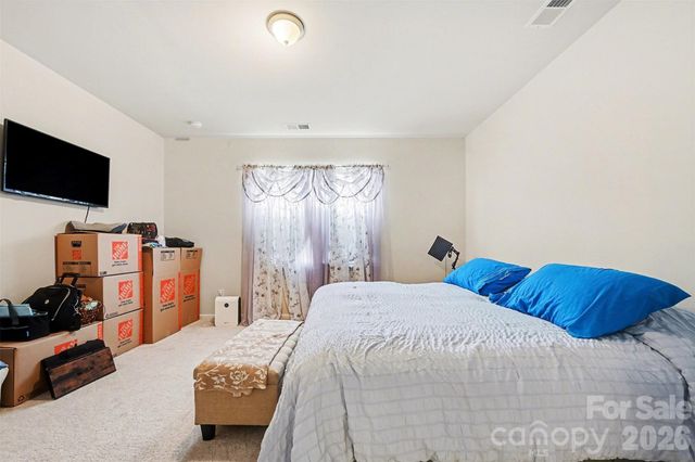 14204 Southbridge Forest Drive, Charlotte, NC 27273