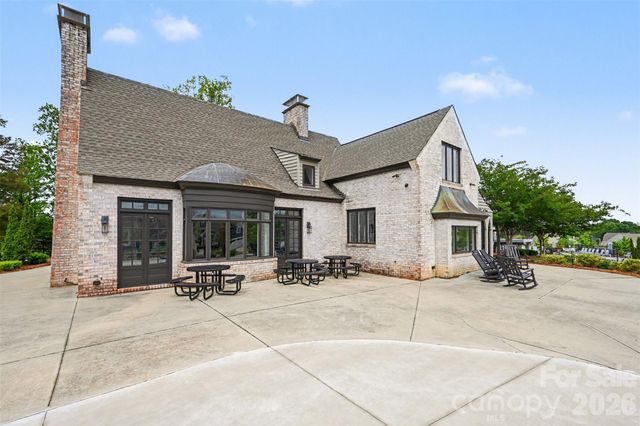 14204 Southbridge Forest Drive, Charlotte, NC 27273