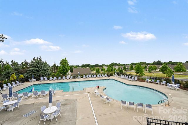 14204 Southbridge Forest Drive, Charlotte, NC 27273