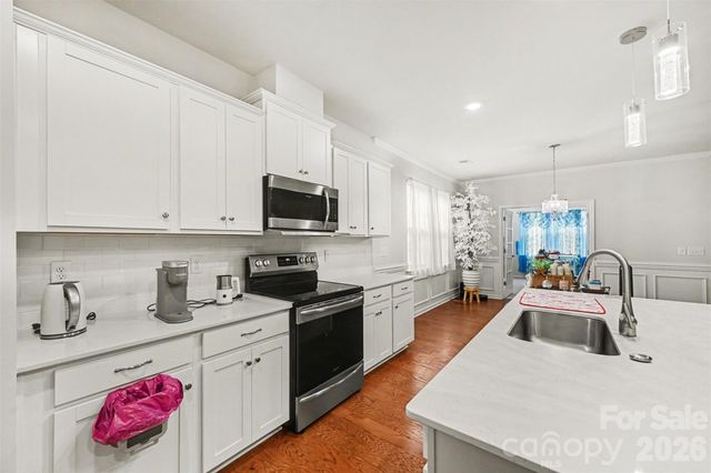 14204 Southbridge Forest Drive, Charlotte, NC 27273