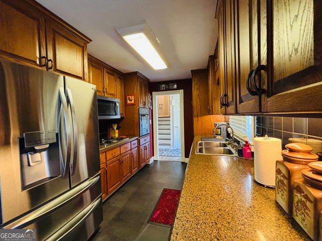 31 McFerrin Circle, Riverdale, GA 30274