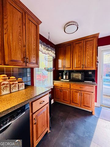31 McFerrin Circle, Riverdale, GA 30274