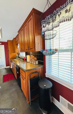 31 McFerrin Circle, Riverdale, GA 30274