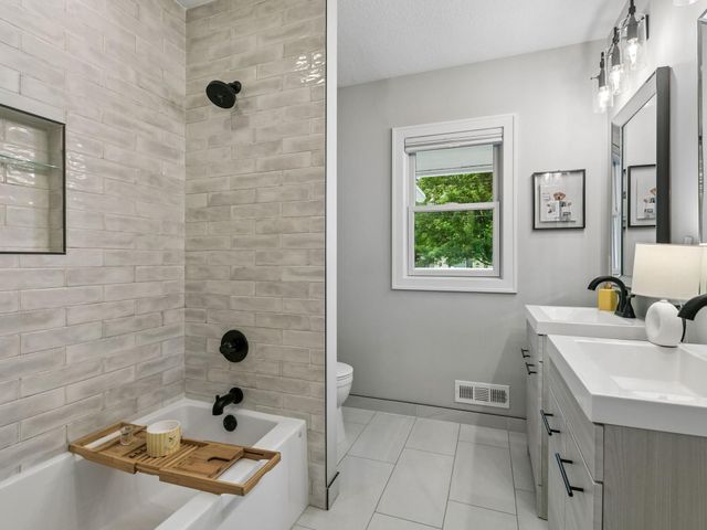6105 Parnell Avenue, Edina, MN 55424