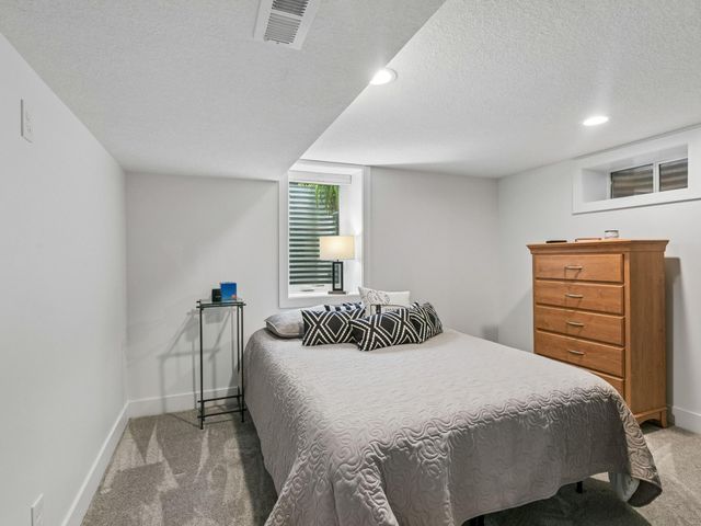 6105 Parnell Avenue, Edina, MN 55424