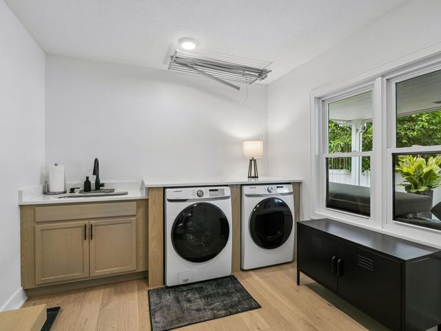 6105 Parnell Avenue, Edina, MN 55424