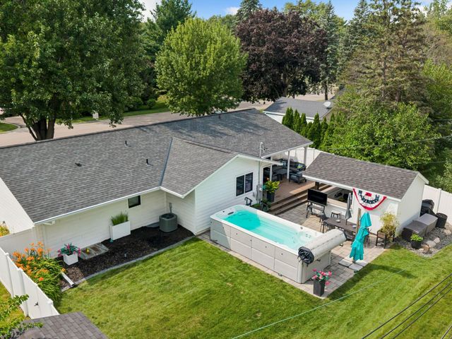 6105 Parnell Avenue, Edina, MN 55424