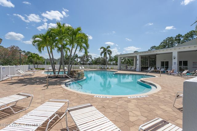 560 Remington Green Drive SE, 103, Palm Bay, FL 32909