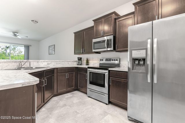 560 Remington Green Drive SE, 103, Palm Bay, FL 32909