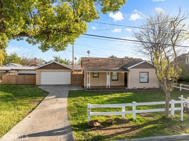 607 W Marshall, San Bernardino, CA 92405