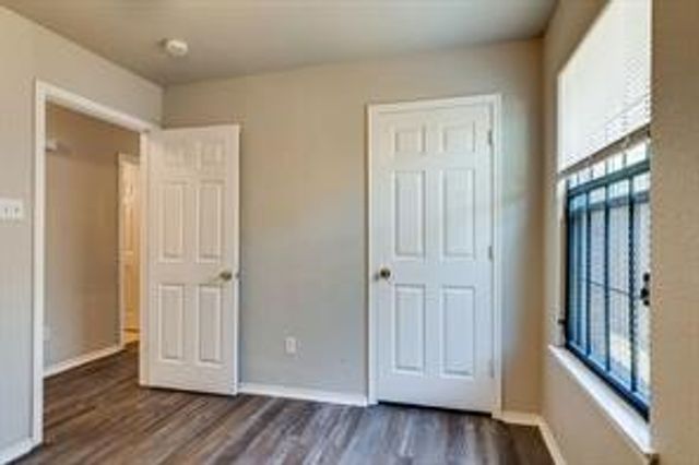 1416 E Mulkey Street, Fort Worth, TX 76104