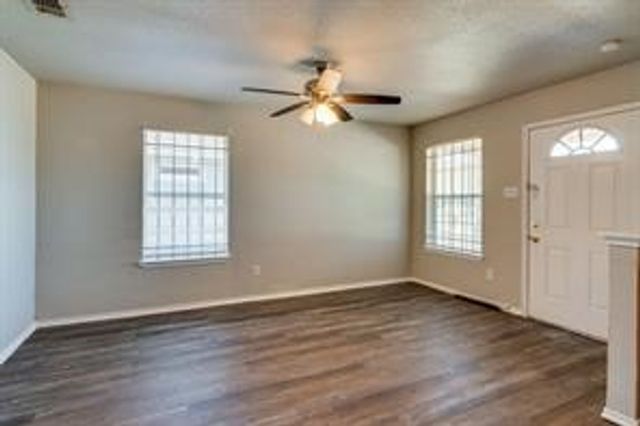 1416 E Mulkey Street, Fort Worth, TX 76104