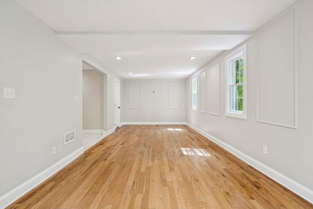 218 Hollis St, Holliston, MA 01746