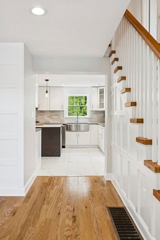 218 Hollis St, Holliston, MA 01746