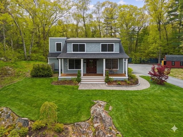 218 Hollis St, Holliston, MA 01746