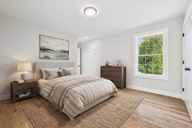 218 Hollis St, Holliston, MA 01746