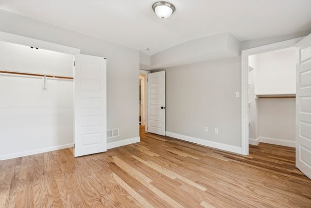 218 Hollis St, Holliston, MA 01746