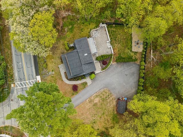 218 Hollis St, Holliston, MA 01746