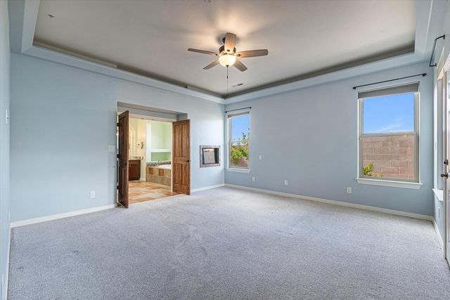 8223 Desert Lily Lane NE, Albuquerque, NM 87122