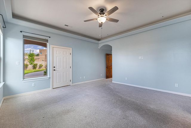 8223 Desert Lily Lane NE, Albuquerque, NM 87122