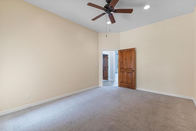 8223 Desert Lily Lane NE, Albuquerque, NM 87122
