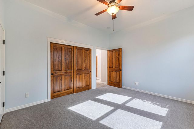 8223 Desert Lily Lane NE, Albuquerque, NM 87122