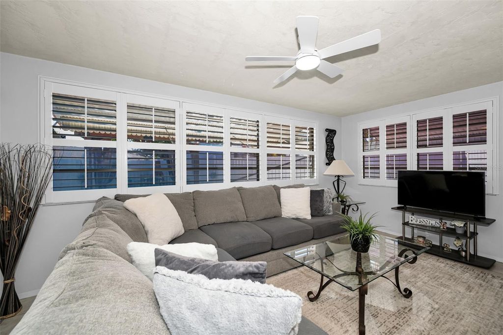 Image 31 of property listing at 10126 HOOP COURT, Port Richey, FL 34668