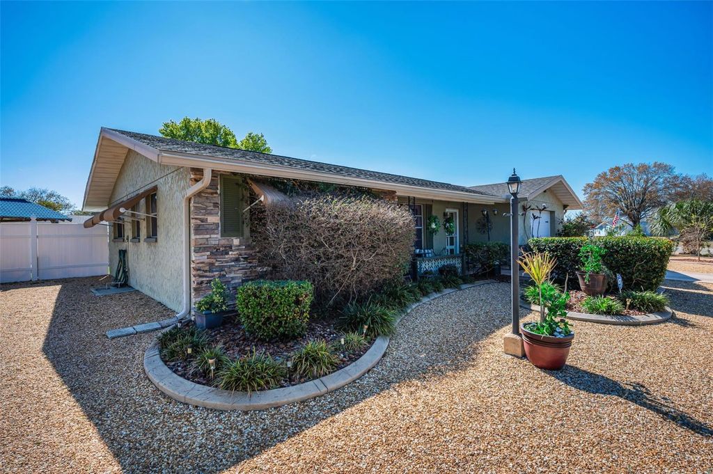 Image 9 of property listing at 10126 HOOP COURT, Port Richey, FL 34668