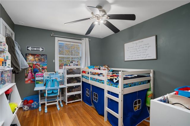 44 Quaker Drive, West Warwick, RI 02893