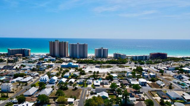3914 Vicar Street, Panama City Beach, FL 32408