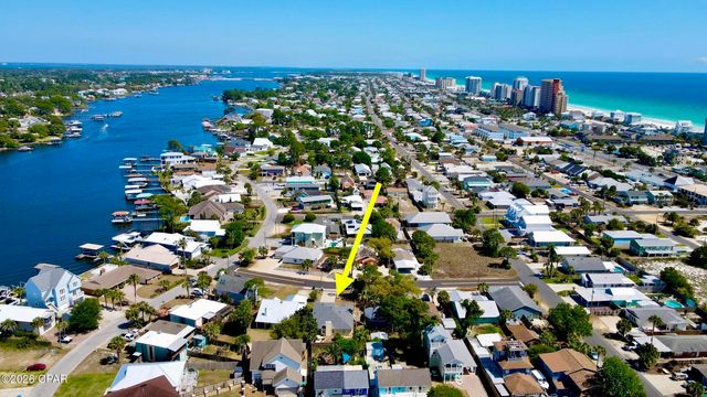 3914 Vicar Street, Panama City Beach, FL 32408