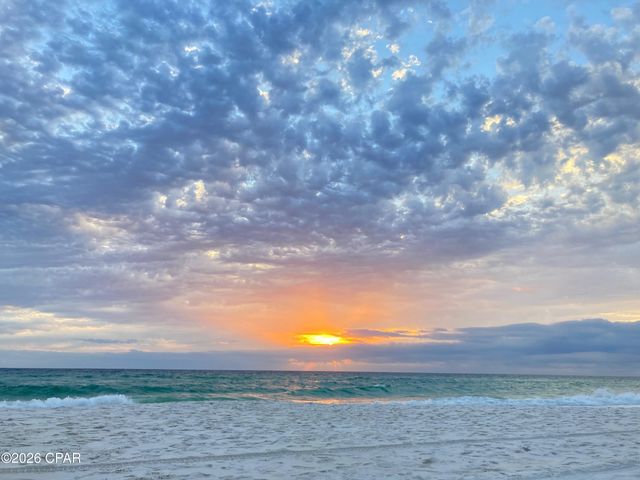 3914 Vicar Street, Panama City Beach, FL 32408