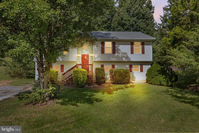11810 CLARENCE DR, Fredericksburg, VA 22407