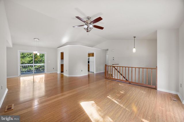 11810 CLARENCE DR, Fredericksburg, VA 22407