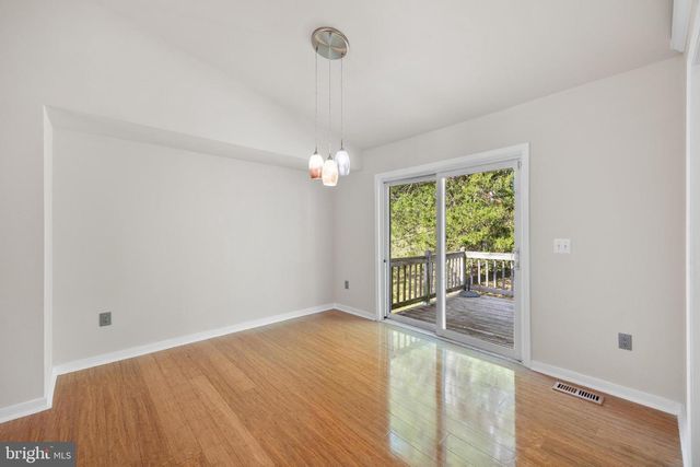 11810 CLARENCE DR, Fredericksburg, VA 22407