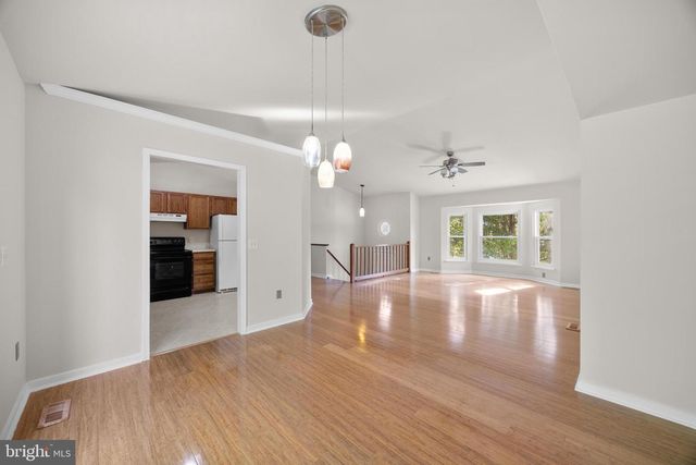 11810 CLARENCE DR, Fredericksburg, VA 22407