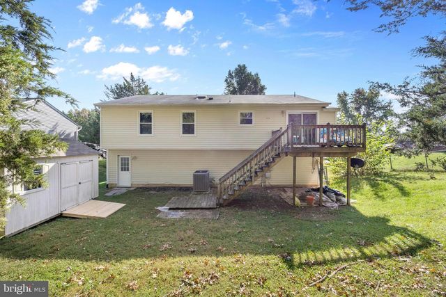 11810 CLARENCE DR, Fredericksburg, VA 22407