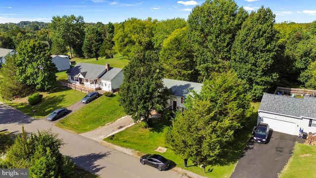 11810 CLARENCE DR, Fredericksburg, VA 22407