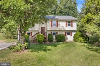 11810 CLARENCE DR, Fredericksburg, VA 22407